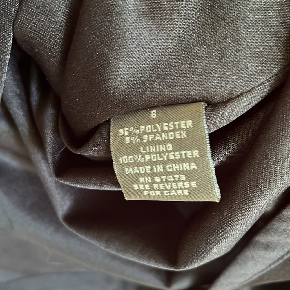 Like New! Taylor Sleeveless Dress - Picture 12 of 14